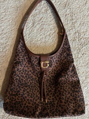Amazon Brown Leopard Print Shoulder Bag with Gold Accent